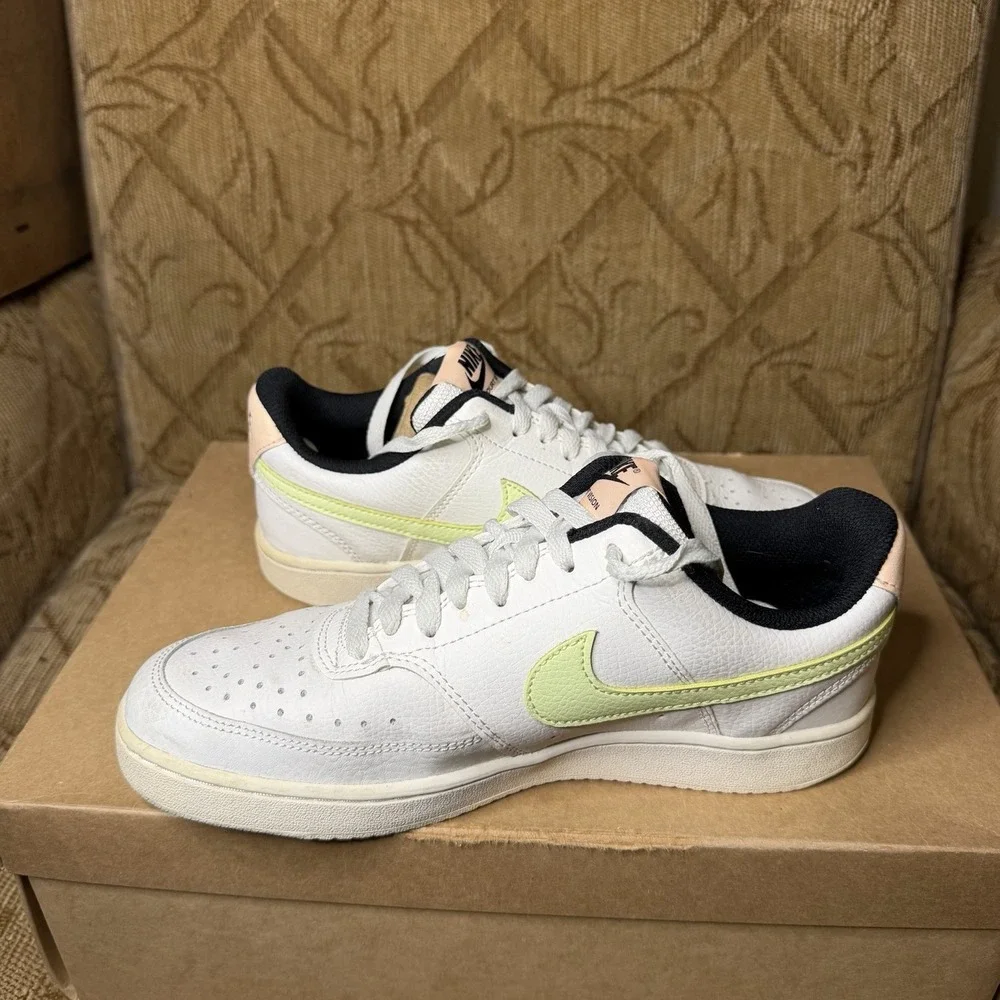 Nike Court Vision Low White Barely Volt DC1868-100 Women's Size 8 Sneakers